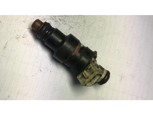 Vstřikovač 0280150208   BMW 3 E30  pro benzínový motor 0.0  