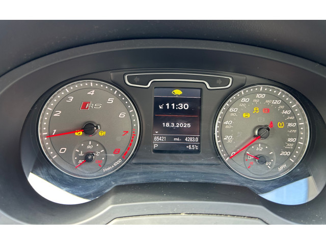 Přístrojová deska  Audi RS Q3 2015 8U0920990K  