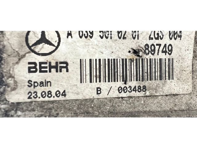 Интеркулер  A6395010201, ZGS00489749   Mercedes-Benz Vito Viano W639 2.1
