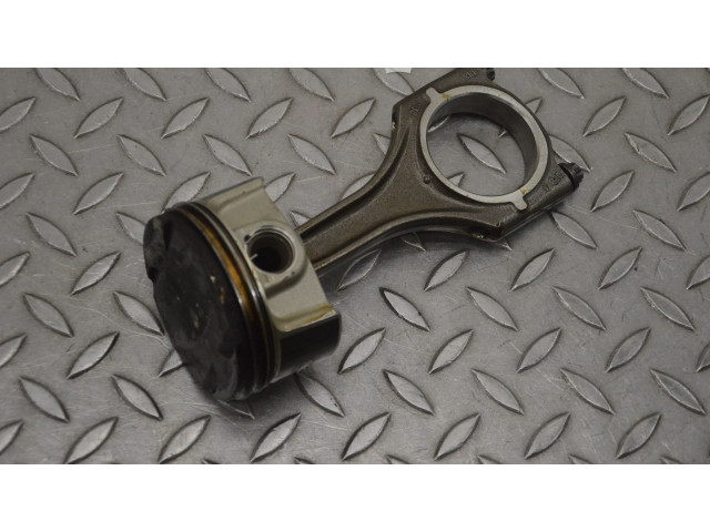  Поршень MDC.HA 400A4464  Porsche 911 991  