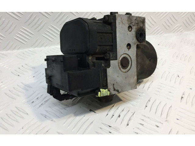 Jednotka ABS 476604U101   Nissan Almera Tino 2002