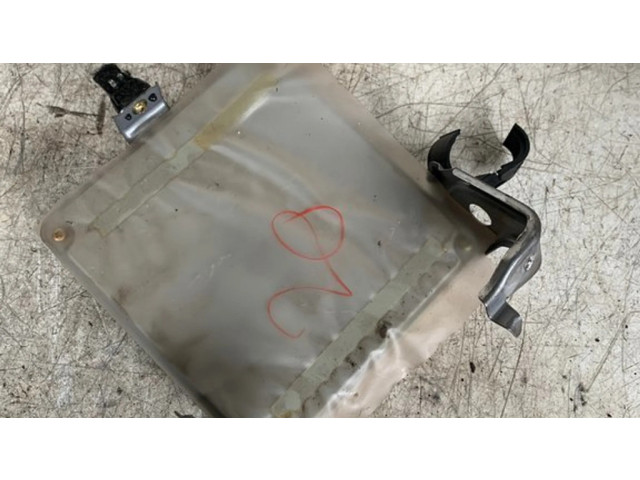 Řídící jednotka 8966602120   Toyota Corolla E120 E130 2004