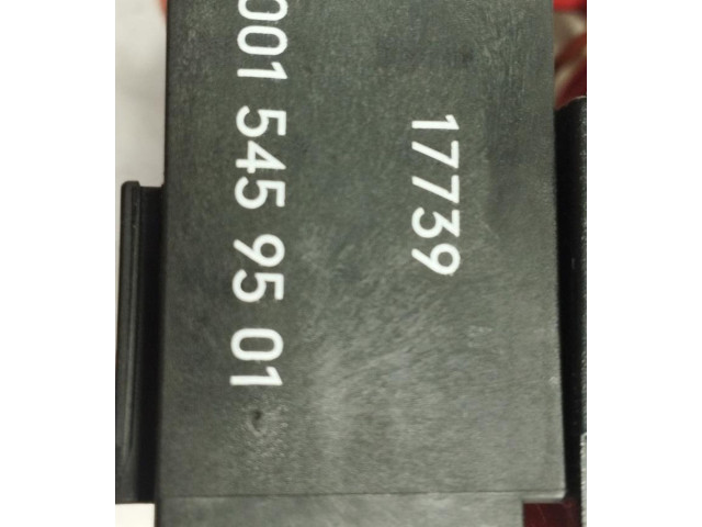   Pojistková skříňka 0015459501   Mercedes-Benz E W210 