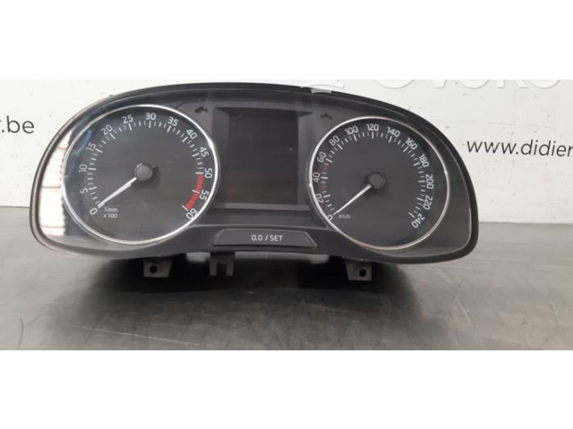 Přístrojová deska  Skoda Fabia Mk3 (NJ) 2015 6V0920731A  