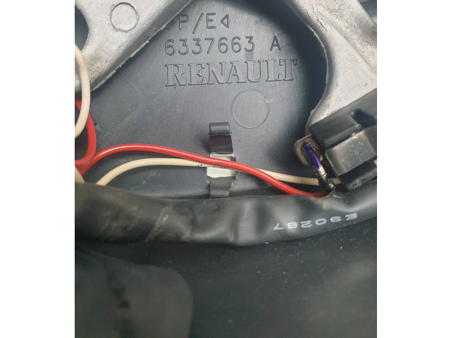 Volant Renault Captur 2017 6337663A  