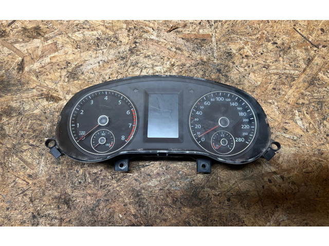 Přístrojová deska  Volkswagen Jetta VI 2011 5C6920871, 1141310079  