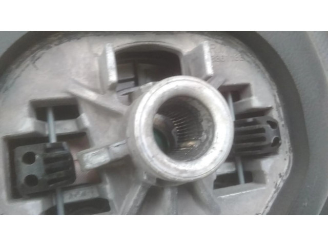 Руль Peugeot 5008   98072009ZD      