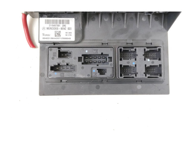 Блок предохранителей 2115457301   Mercedes-Benz CLS C219    