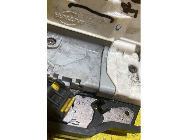 Замок багажника 4F083901, RZ3R1P2K4    Audi A3 S3 8P 2003 - 2012 года
