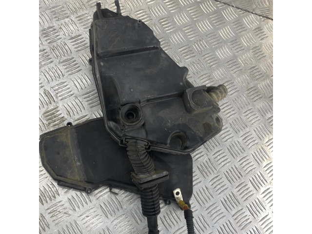 Блок предохранителей  7L0937576B   Audi Q7 4L    