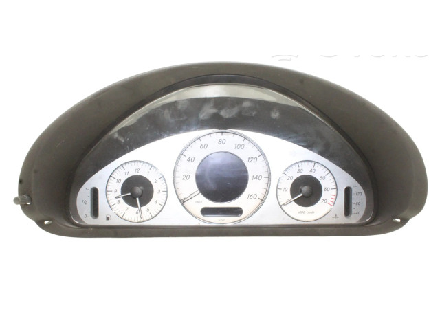 Панель приборов A2095409811   Mercedes-Benz CLK A209 C209       