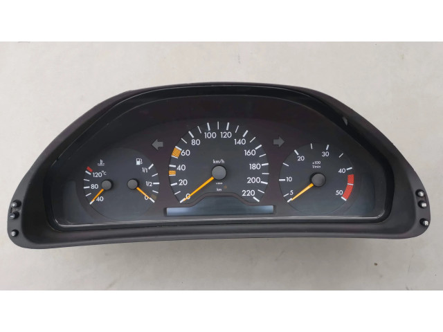 Přístrojová deska  Mercedes-Benz E W210 2000 2105406547, 110008765002  