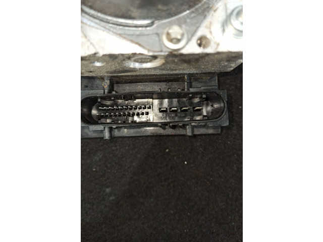 Jednotka ABS    Toyota Avensis T220 2003