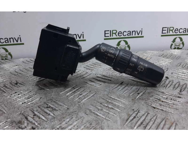 Ручка стеклоочистителей 17D682   Mazda 5