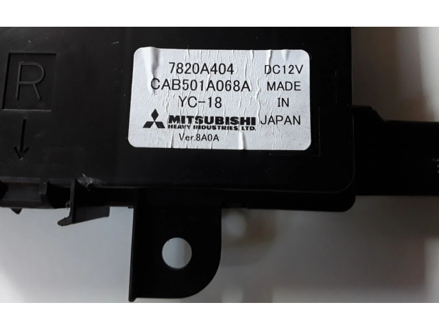 Блок комфорта 7820A404, CAB501A068A   Citroen C-Crosser   