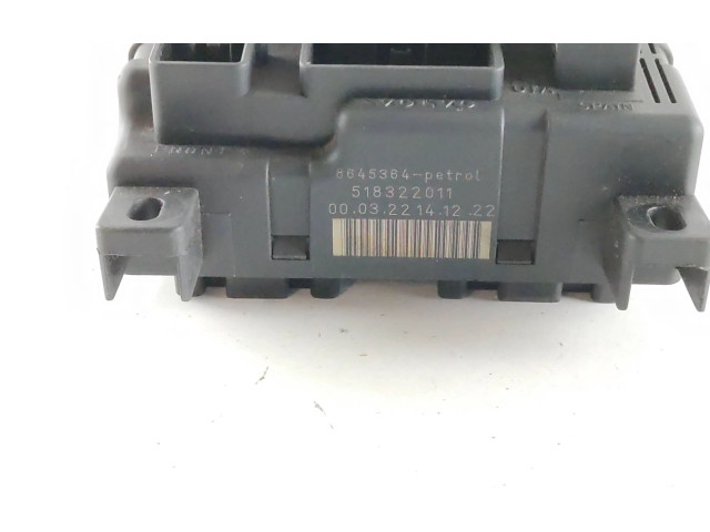   Pojistková skříňka 8645364, 518322011   Volvo XC70 2001