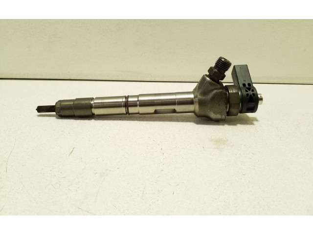 Форсунка 0445110469, 04L130277AC    Volkswagen Tiguan   