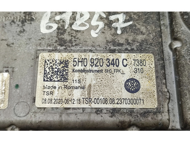 Панель приборов 5H0920340C   Volkswagen Transporter - Caravelle T7       