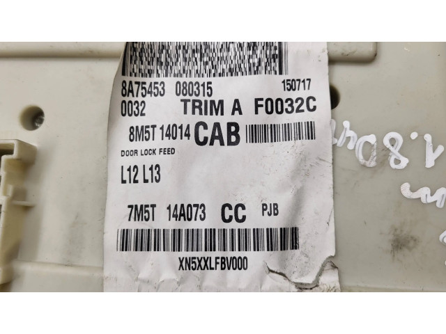 Блок предохранителей 7M5T14A073CC   Ford Focus    