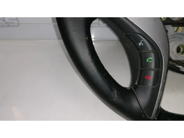 Volant Hyundai i30 2014   