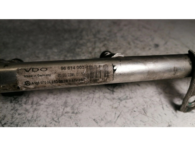 Vstřikovací lišta A1660700895   Mercedes-Benz A W168  pro benzínový motor 1.6  