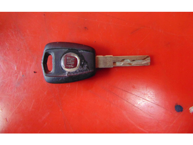 Řídící jednotka 00518294210, 51775688   Fiat Bravo 2008