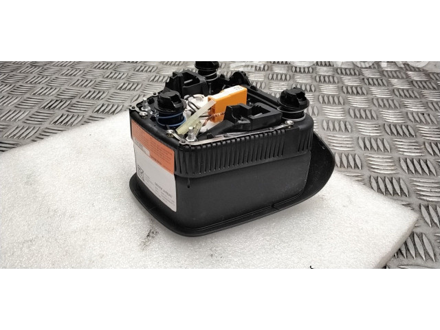 Подушка безопасности водителя P31418061, 31418061   Volvo V70