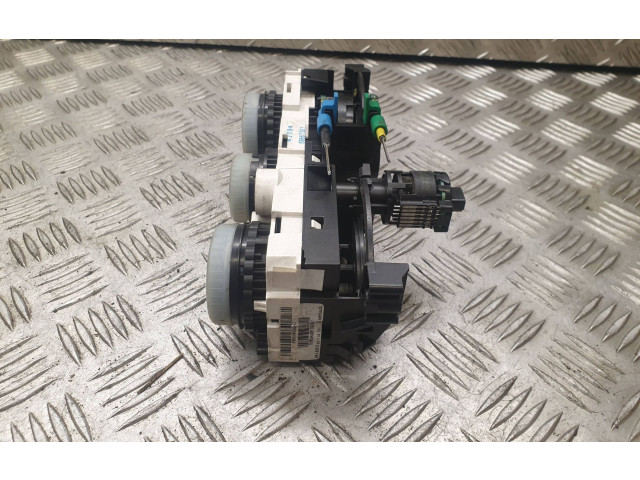 Блок управления климат-контролем 983860X   Mitsubishi Colt