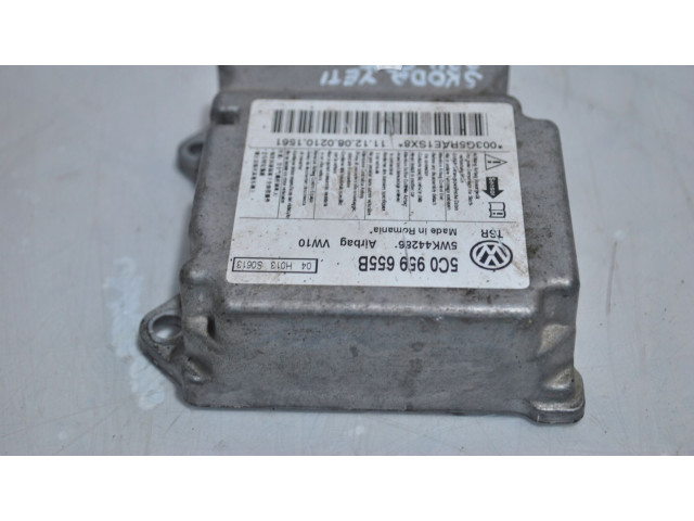 Подушка безопасности водителя 61305211A   Volkswagen New Beetle