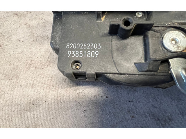 Замок багажника 8200282303, 93851809    Renault Trafic II (X83) 2002 - 2014 года