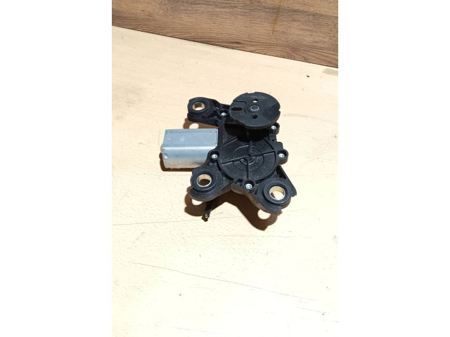 Моторчик заднего дворника 9840123880    Peugeot Rifter