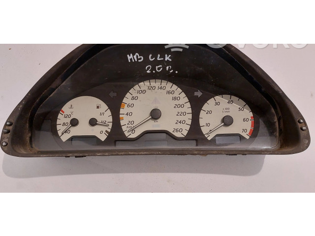 Přístrojová deska  Mercedes-Benz CLK A208 C208 2000 87001345, 2085401211  