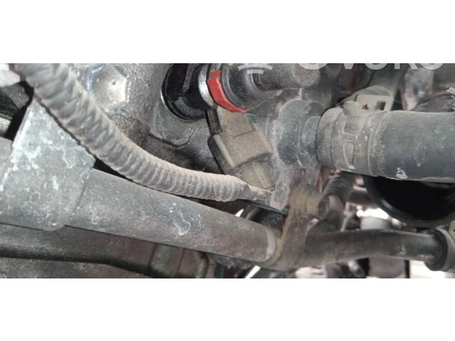 Форсунка 2371026011, 23710-26011    Toyota RAV 4 (XA30)   