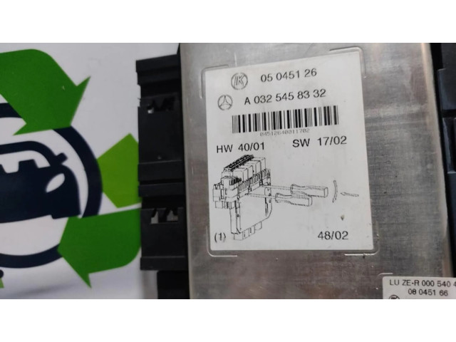   Pojistková skříňka A0325458332   Mercede-Benz S W220 