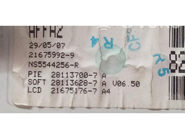 Дисплей    8200290542C   Renault Megane II