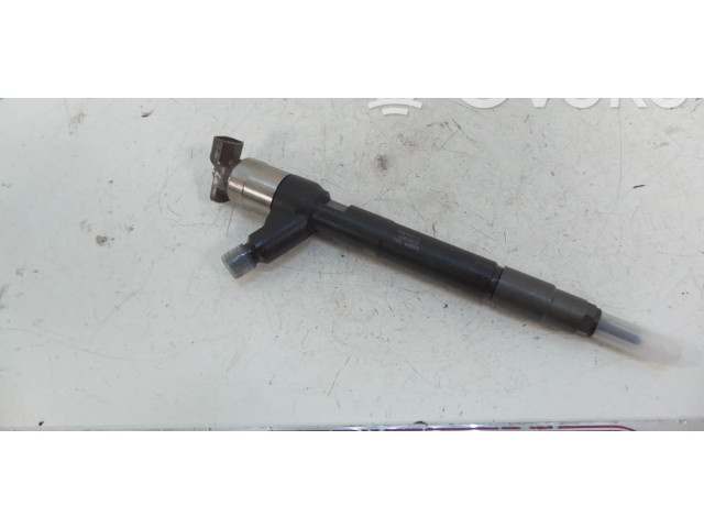 Форсунка 55570012, 821035    Vauxhall Astra K  B16DTH 