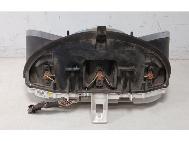 Přístrojová deska  Mazda CX-7 2007 epeg96a  