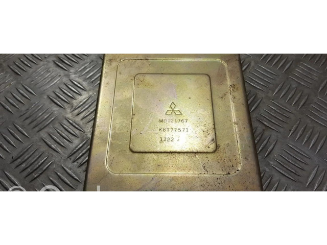 Блок управления двигателя md121767, k8t77571   Mitsubishi Galant