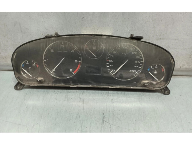 Přístrojová deska  Peugeot 406  9644231380  