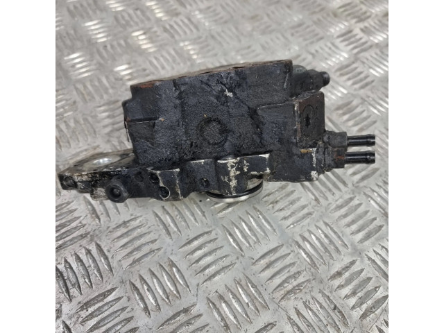 Vstřikovací čerpadlo A6460700101, 0445010078   Mercedes-Benz E W211  pro naftový motor 2.7  