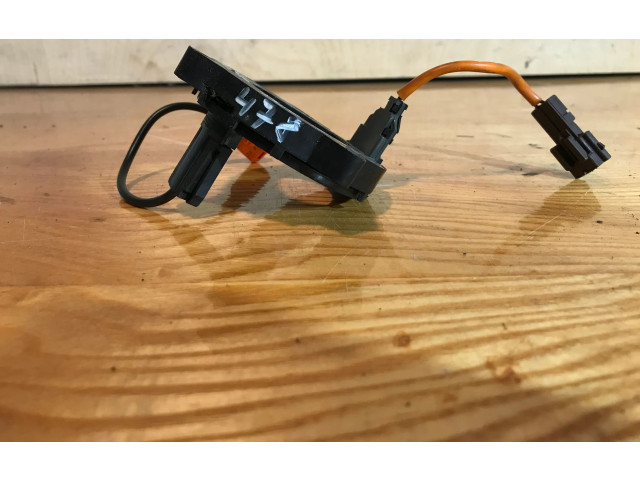 Вентилятор радиатора     SRS2PIN, 61630003    Peugeot Partner 