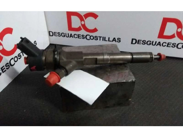 Vstřikovač 2367033040, BOSCH   Toyota Corolla E110     