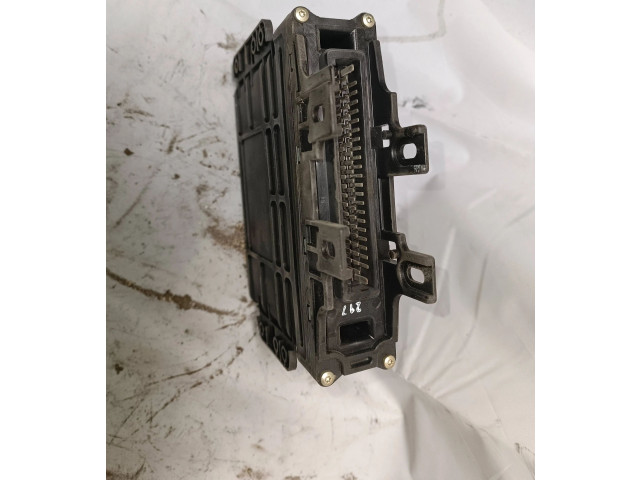Блок управления коробкой передач 01n927733cm   Audi A4 S4 B5 8D