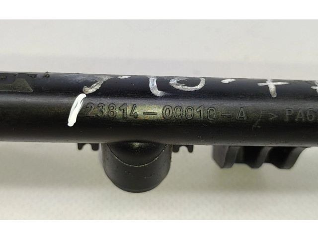 Vstřikovací lišta 238140Q010A   Toyota Yaris     