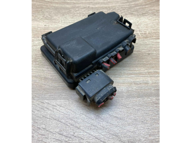 Блок предохранителей 7M3937509A, 1J0937773   Volkswagen Sharan    