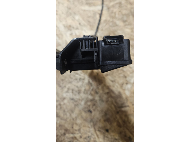 Замок багажника 7840617, 08901    BMW 5 E60 E61 2004 - 2010 года