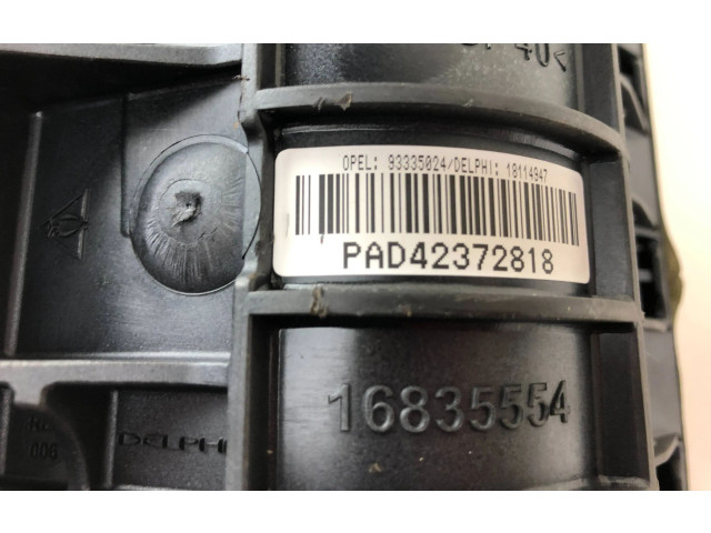 Подушка безопасности пассажира PAD42372818, 93335024   Vauxhall Meriva A