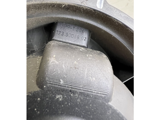 Вентилятор печки    MF0160700701, 1736006902   Mitsubishi Colt