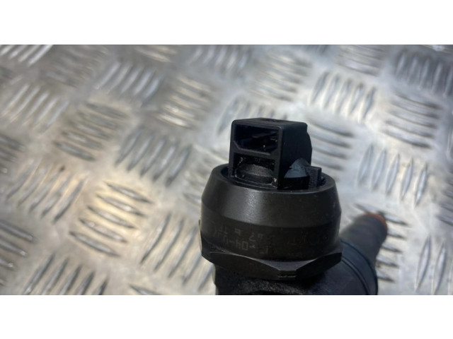 Vstřikovač 0414720216   Audi A4 S4 B5 8D  pro naftový motor 1.9  