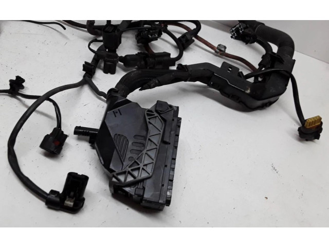 Vstřikovač 346560207   Toyota Avensis T270     